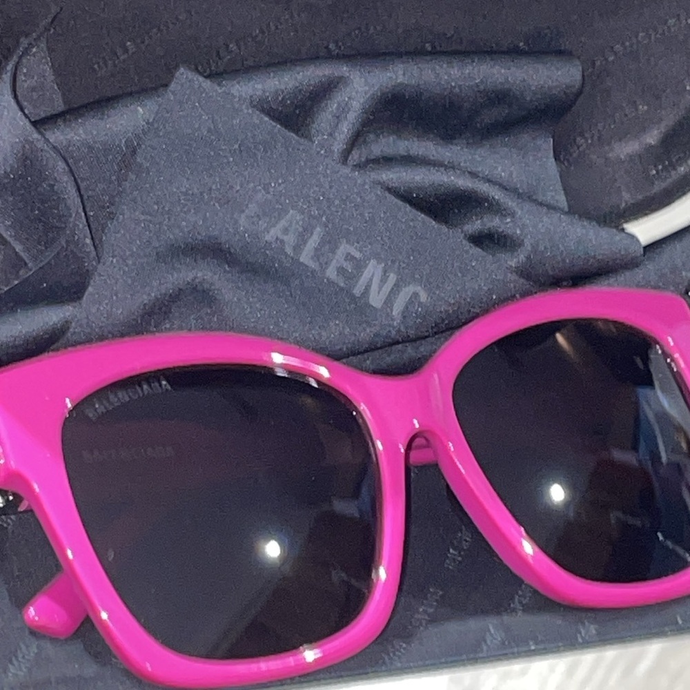 24HR FINAL⚡️DROP ⬇️ SHIPS TODAY❗️Balenciaga Pink Square Sunglasses - Picture 7 of 7